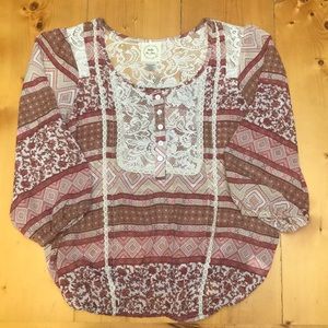 Three qtr sleeve top with lace size xs